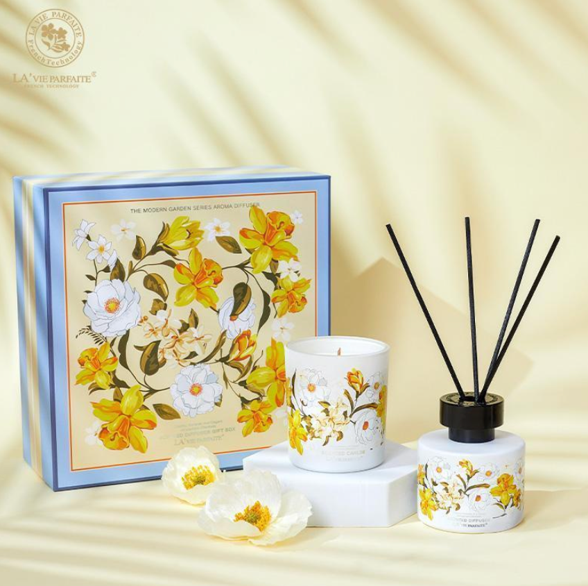 White Garden diffuser set