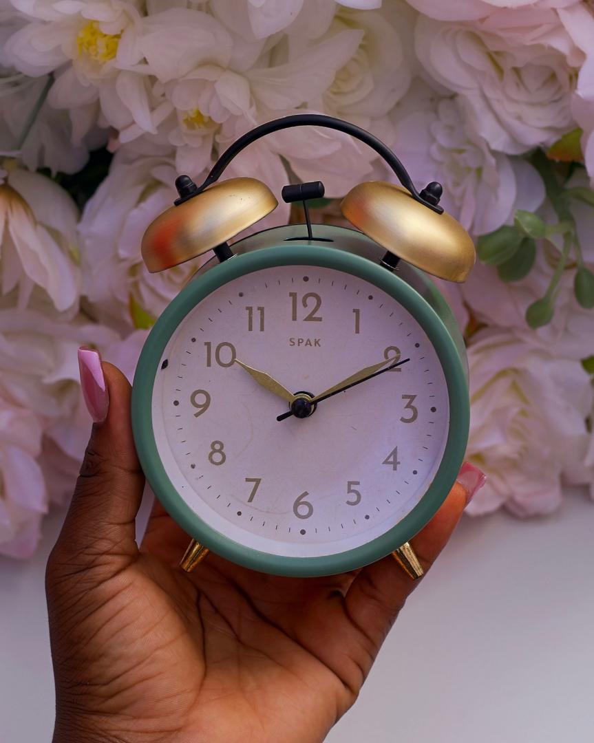 Gold bell clock (green)