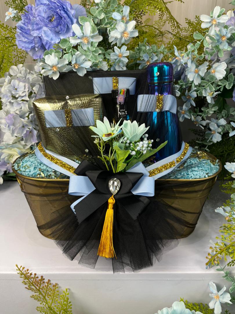 Noir Hamper