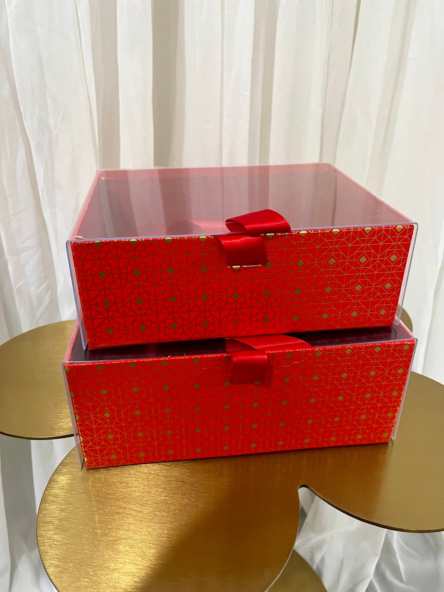 Red-Gold See-through Box