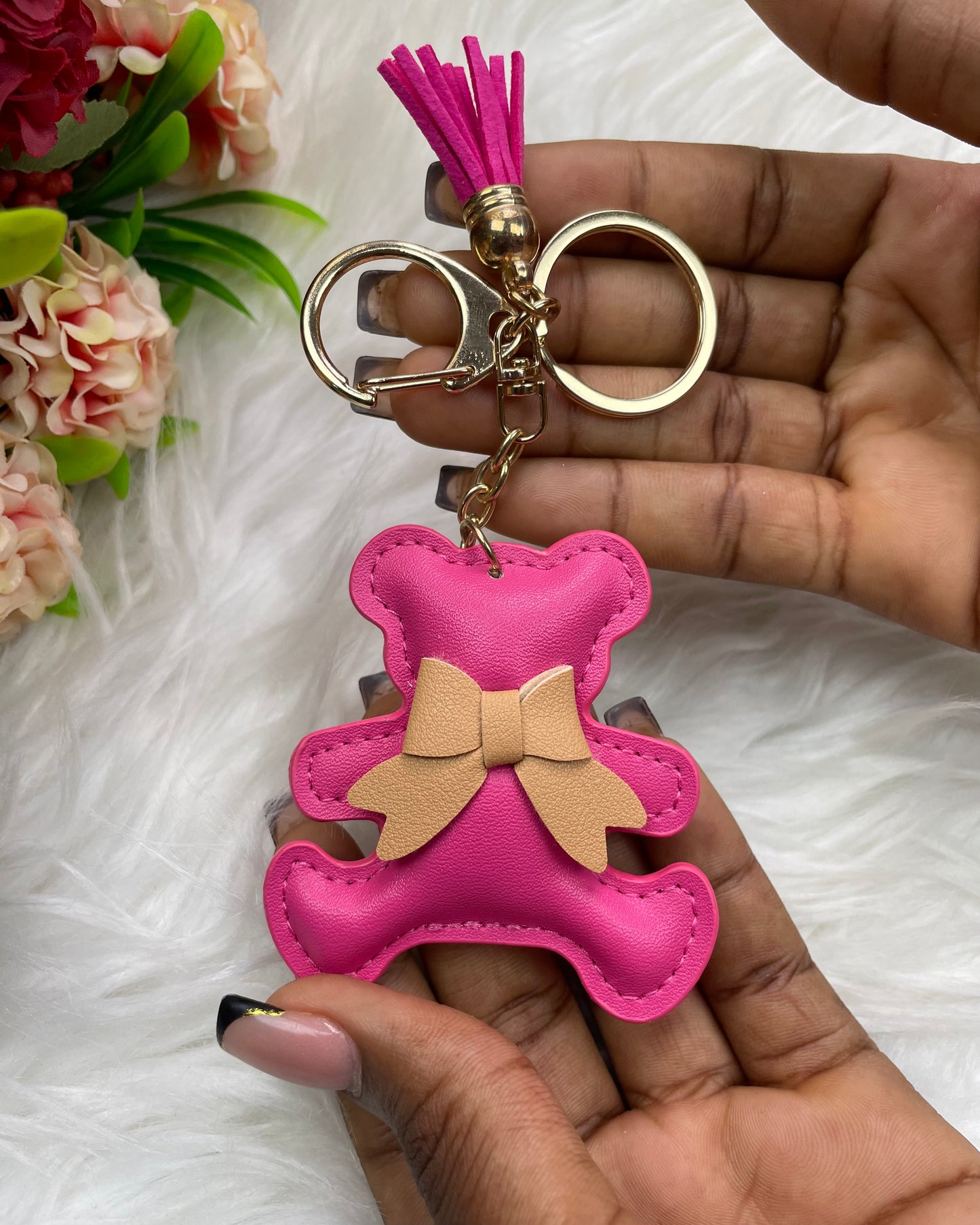 Teddy Tassel Keyholder (Hot pink)