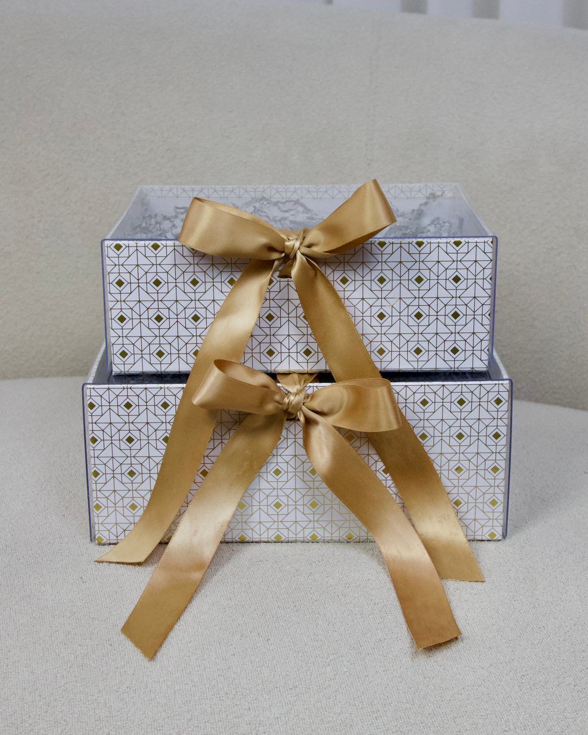White See-through Box