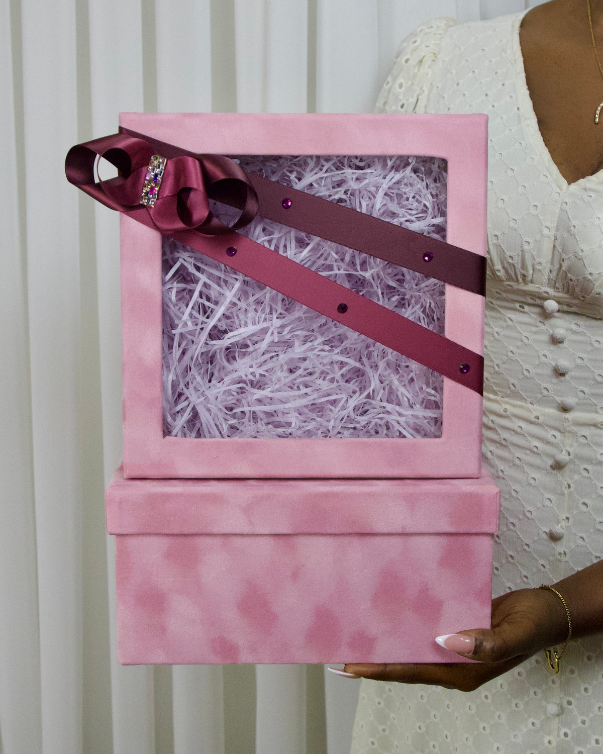 Pink Velvet Transparent Top Box