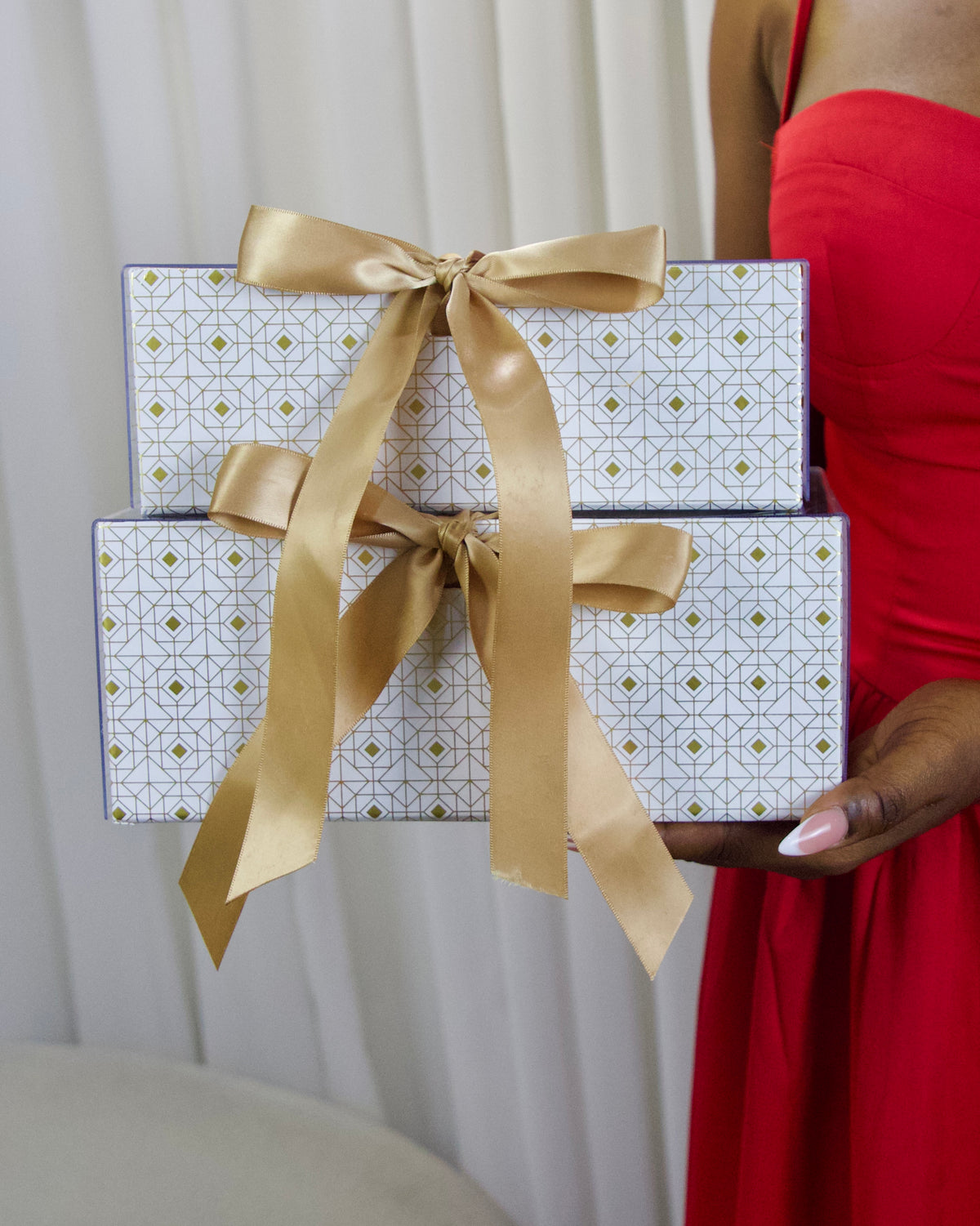 White See-through Box