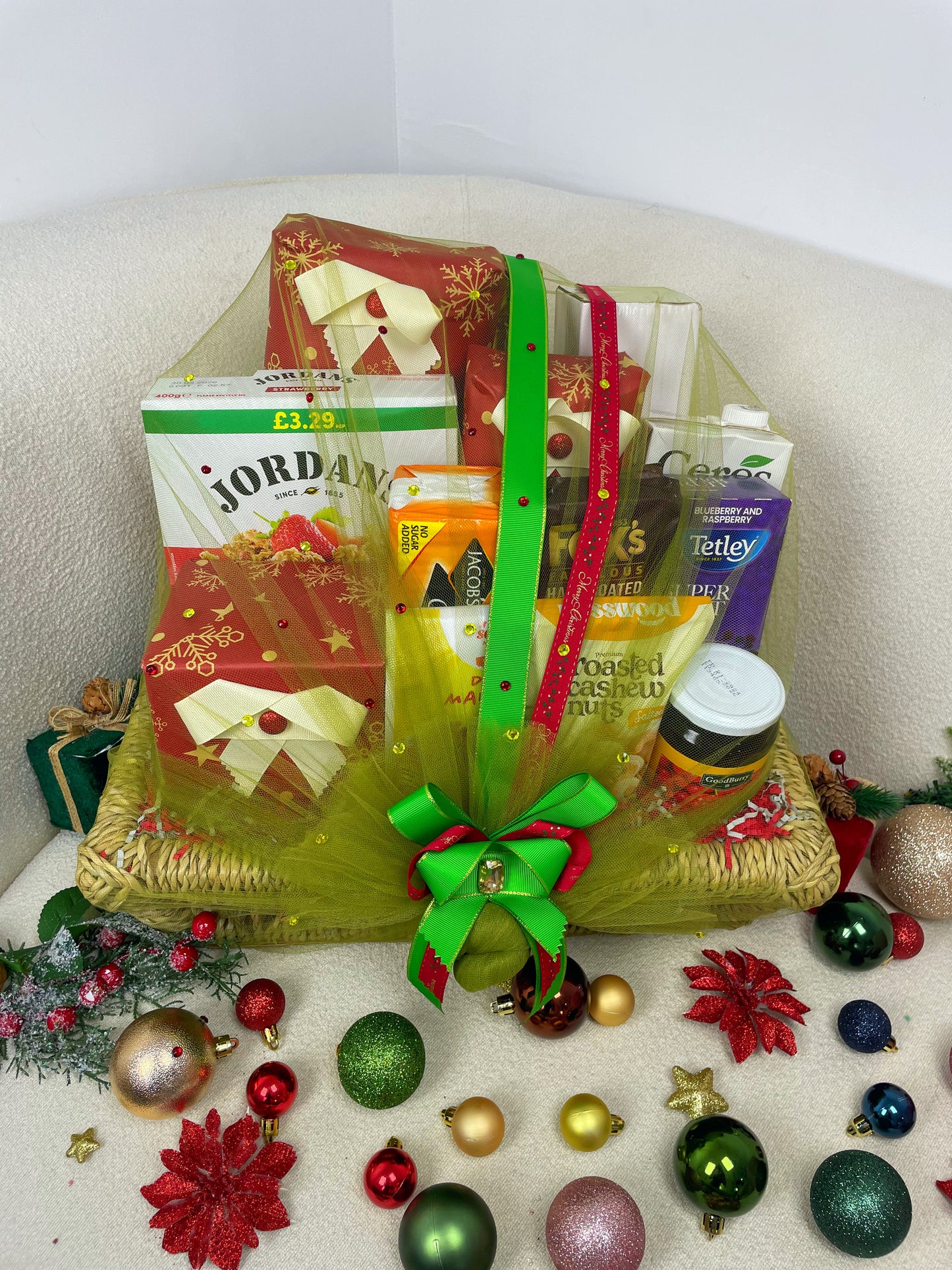 Festive Standard Hamper (Medium)
