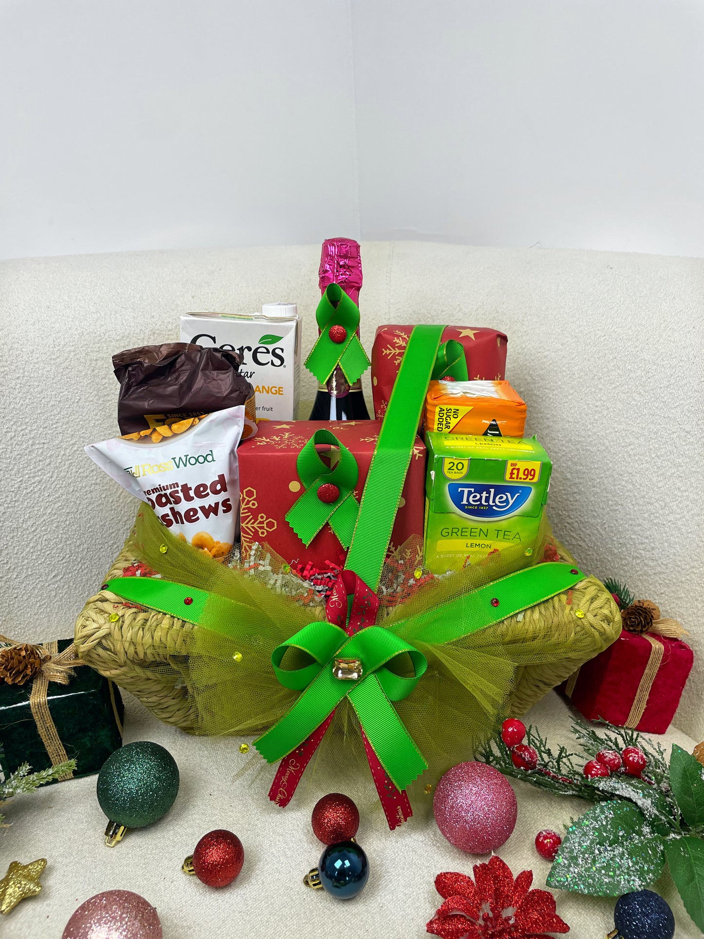 Festive Standard Hamper (Small)