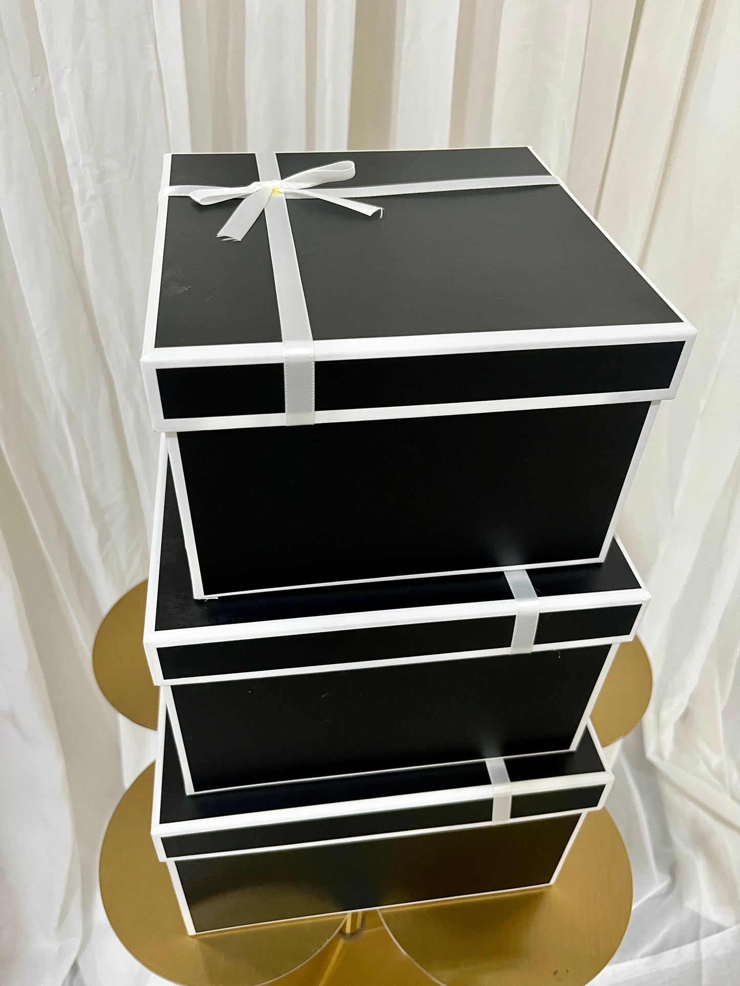 Square Bow Box - Black