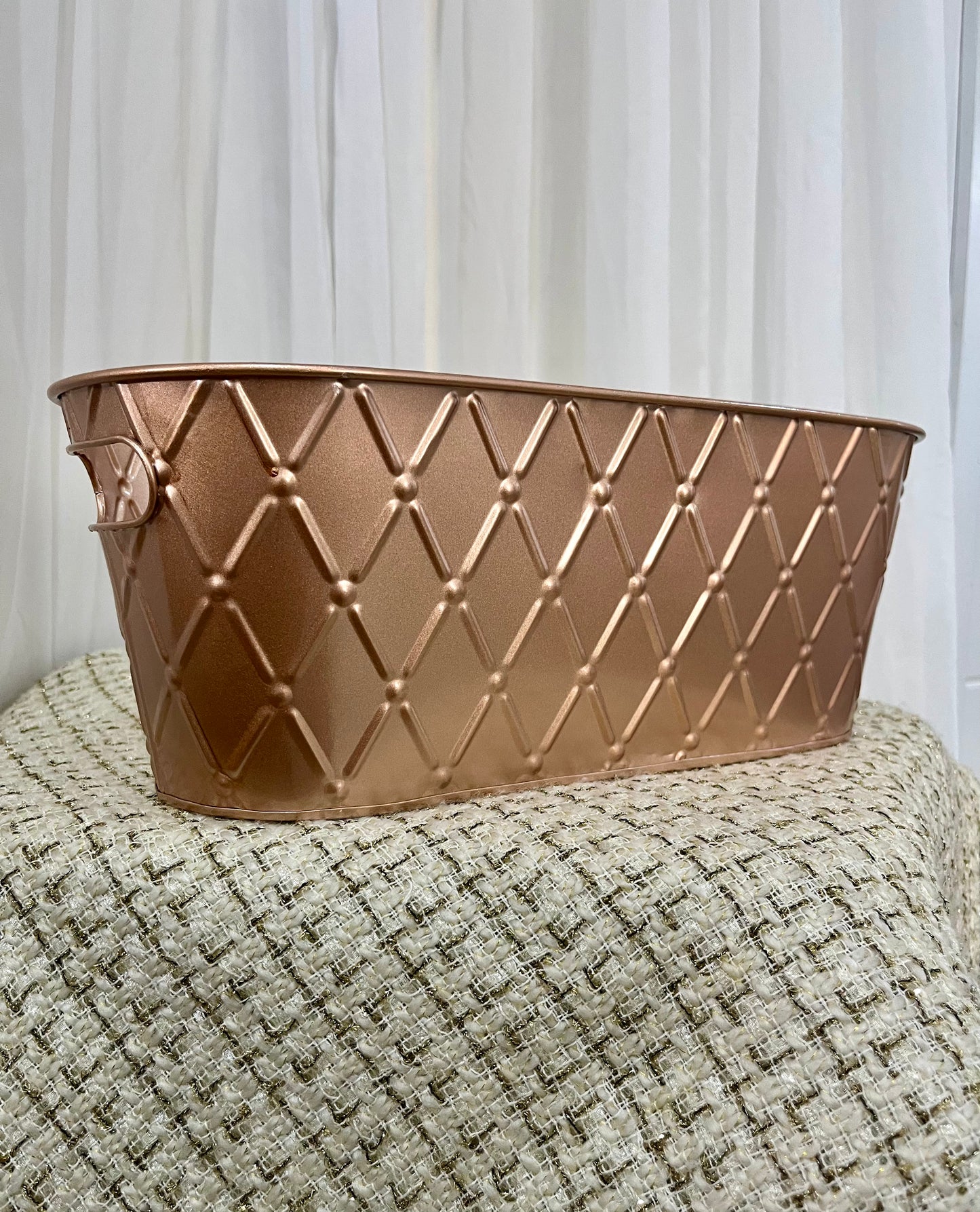 Metallic basket