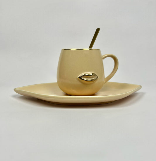 Lip Mug and Saucer (Cream)