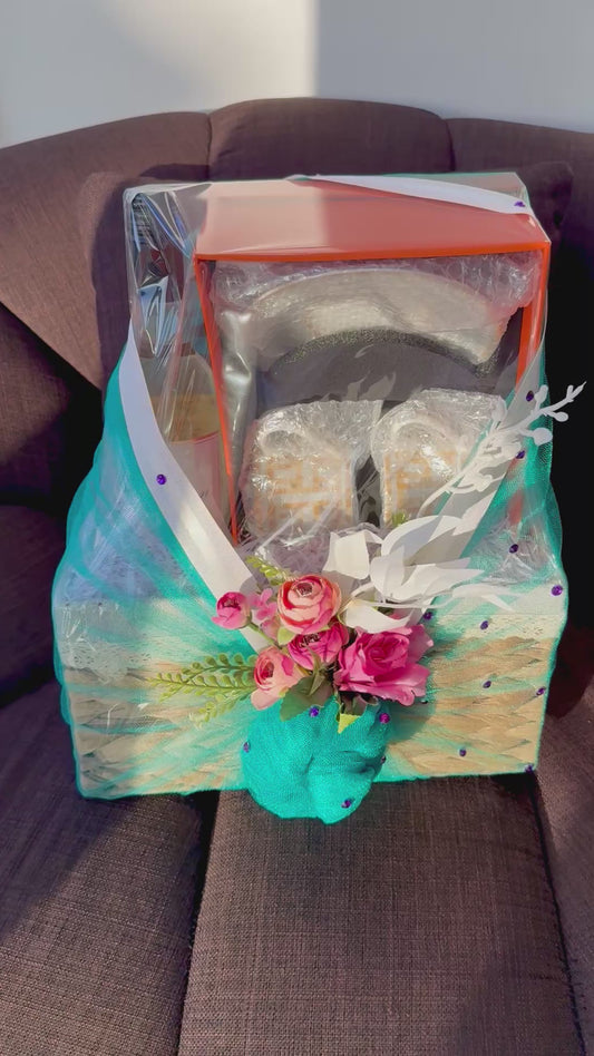 Sweet mom hamper