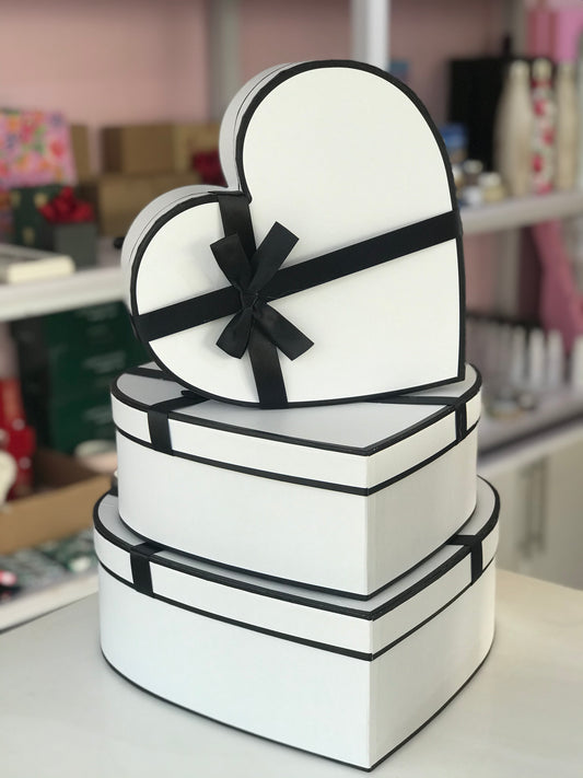 Heart Bow Box - White